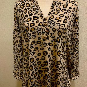 Croft and Barrow Animal Print, 3/4 sleeve, high/low top. 96% poly 4% spandex